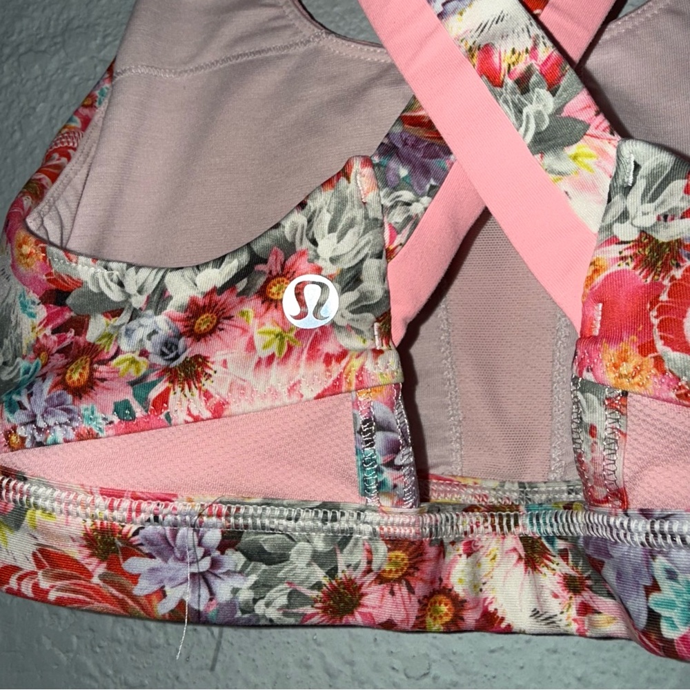 Lululemon Run: Stuff Your Bra II Flowabunga Mini Multi / Bleached Coral Size 6 - Picture 4 of 7